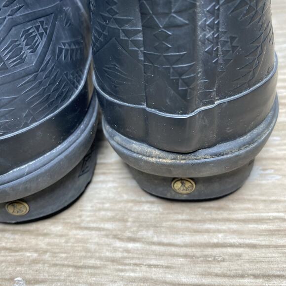 Pendleton Men’s Rain Boots Size 10 US – Black Rubber Embossed Tribal Pattern - Picture 10 of 15